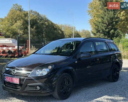 Черный Опель Астра, объемом двигателя 1.6 л и пробегом 241 тыс. км за 5700 $, фото 9 на Automoto.ua
