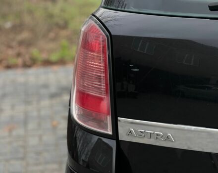 Чорний Опель Астра, об'ємом двигуна 1.9 л та пробігом 217 тис. км за 5250 $, фото 5 на Automoto.ua