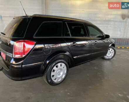 Черный Опель Астра, объемом двигателя 1.6 л и пробегом 207 тыс. км за 4999 $, фото 9 на Automoto.ua