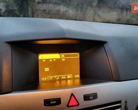 Черный Опель Астра, объемом двигателя 1.8 л и пробегом 165 тыс. км за 5650 $, фото 34 на Automoto.ua