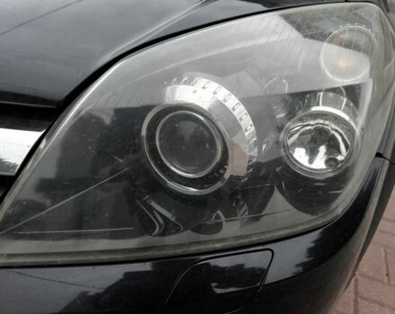 Черный Опель Астра, объемом двигателя 1.9 л и пробегом 311 тыс. км за 2930 $, фото 15 на Automoto.ua