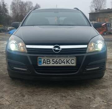 Черный Опель Астра, объемом двигателя 1.8 л и пробегом 260 тыс. км за 5200 $, фото 16 на Automoto.ua
