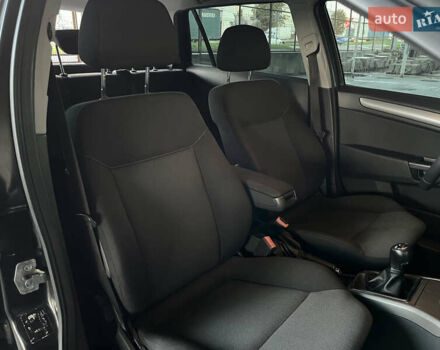 Черный Опель Астра, объемом двигателя 1.6 л и пробегом 207 тыс. км за 4999 $, фото 33 на Automoto.ua