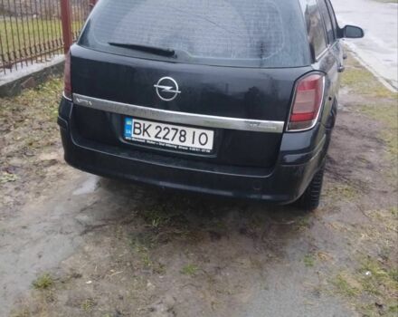 Чорний Опель Астра, об'ємом двигуна 1.6 л та пробігом 330 тис. км за 3000 $, фото 4 на Automoto.ua