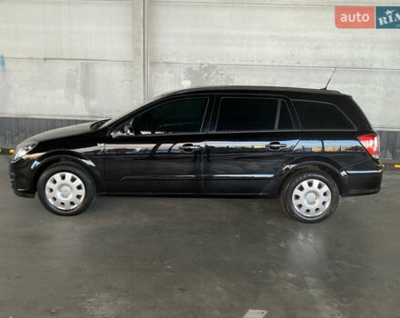Черный Опель Астра, объемом двигателя 1.6 л и пробегом 207 тыс. км за 4999 $, фото 8 на Automoto.ua