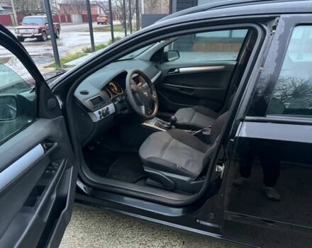 Черный Опель Астра, объемом двигателя 1.9 л и пробегом 300 тыс. км за 2500 $, фото 7 на Automoto.ua