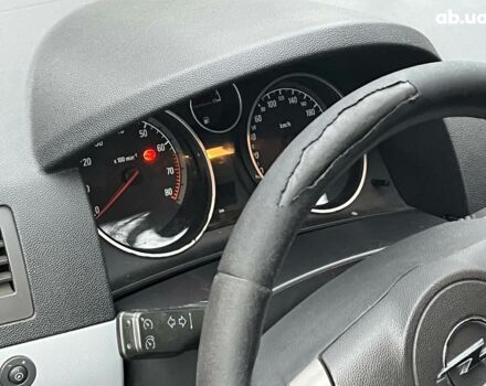 Черный Опель Астра, объемом двигателя 1.6 л и пробегом 340 тыс. км за 5140 $, фото 27 на Automoto.ua