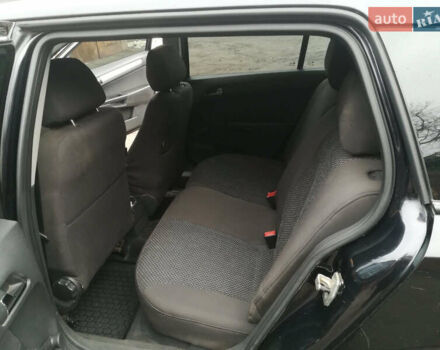 Черный Опель Астра, объемом двигателя 1.3 л и пробегом 163 тыс. км за 4900 $, фото 5 на Automoto.ua