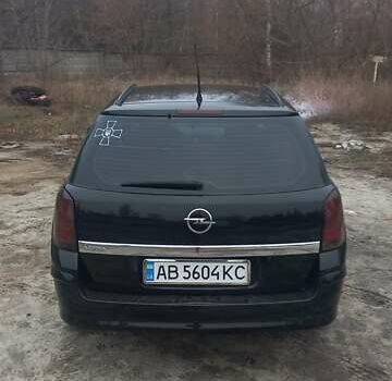 Черный Опель Астра, объемом двигателя 1.8 л и пробегом 260 тыс. км за 5200 $, фото 22 на Automoto.ua