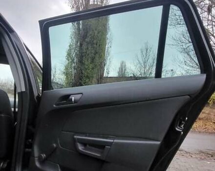 Черный Опель Астра, объемом двигателя 1.8 л и пробегом 165 тыс. км за 5650 $, фото 26 на Automoto.ua