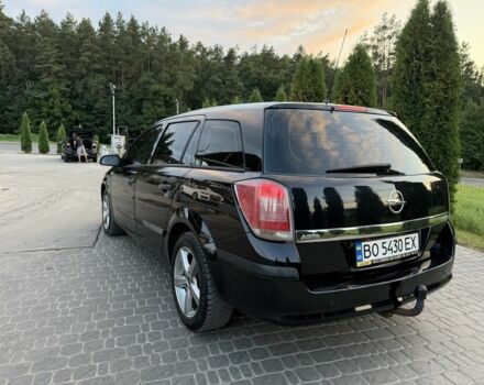 Черный Опель Астра, объемом двигателя 1.9 л и пробегом 208 тыс. км за 5500 $, фото 5 на Automoto.ua