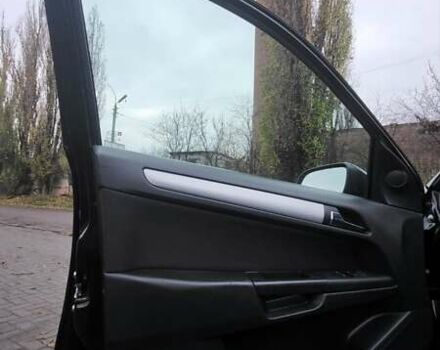 Черный Опель Астра, объемом двигателя 1.8 л и пробегом 165 тыс. км за 5650 $, фото 23 на Automoto.ua