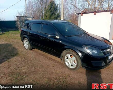 Черный Опель Астра, объемом двигателя 1.6 л и пробегом 265 тыс. км за 5700 $, фото 2 на Automoto.ua