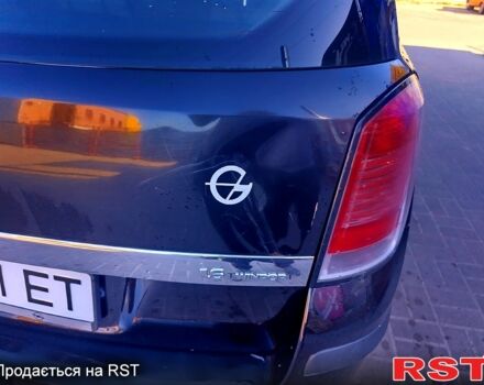 Черный Опель Астра, объемом двигателя 1.6 л и пробегом 248 тыс. км за 3499 $, фото 1 на Automoto.ua