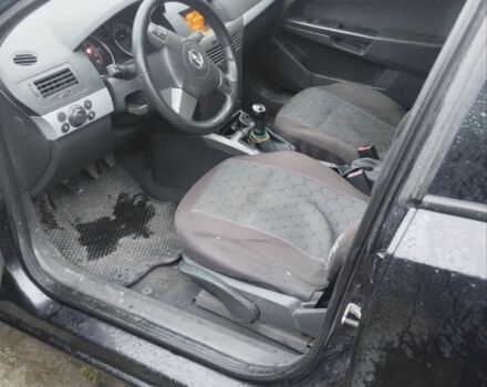 Чорний Опель Астра, об'ємом двигуна 1.6 л та пробігом 330 тис. км за 3000 $, фото 5 на Automoto.ua