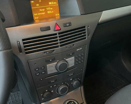 Чорний Опель Астра, об'ємом двигуна 1.6 л та пробігом 265 тис. км за 5200 $, фото 1 на Automoto.ua