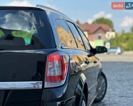 Черный Опель Астра, объемом двигателя 1.6 л и пробегом 196 тыс. км за 4850 $, фото 6 на Automoto.ua