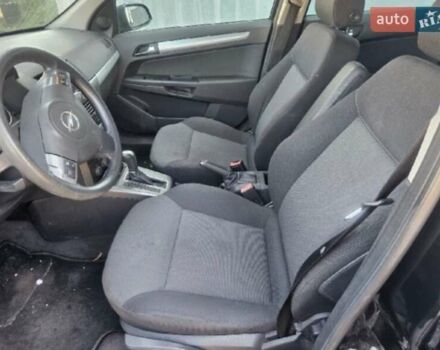 Черный Опель Астра, объемом двигателя 1.8 л и пробегом 223 тыс. км за 6500 $, фото 3 на Automoto.ua