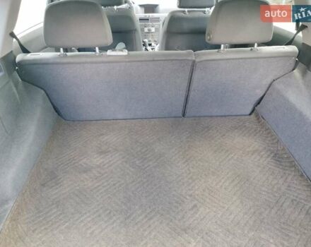 Черный Опель Астра, объемом двигателя 1.3 л и пробегом 268 тыс. км за 4550 $, фото 6 на Automoto.ua