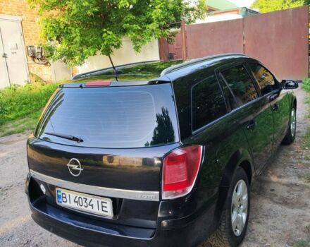 Черный Опель Астра, объемом двигателя 1.9 л и пробегом 216 тыс. км за 4700 $, фото 1 на Automoto.ua