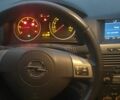 Черный Опель Астра, объемом двигателя 1.9 л и пробегом 311 тыс. км за 2930 $, фото 6 на Automoto.ua