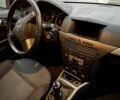 Черный Опель Астра, объемом двигателя 1.9 л и пробегом 311 тыс. км за 2930 $, фото 8 на Automoto.ua