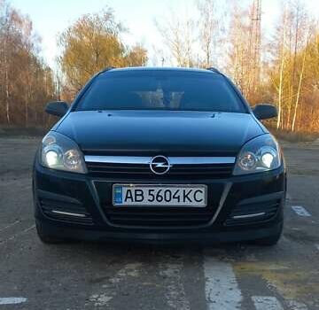 Черный Опель Астра, объемом двигателя 1.8 л и пробегом 260 тыс. км за 5200 $, фото 19 на Automoto.ua