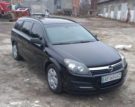 Черный Опель Астра, объемом двигателя 1.8 л и пробегом 260 тыс. км за 5200 $, фото 10 на Automoto.ua