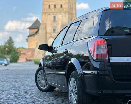 Черный Опель Астра, объемом двигателя 1.6 л и пробегом 196 тыс. км за 4850 $, фото 3 на Automoto.ua