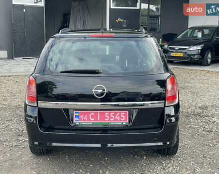 Черный Опель Астра, объемом двигателя 1.6 л и пробегом 203 тыс. км за 5200 $, фото 38 на Automoto.ua