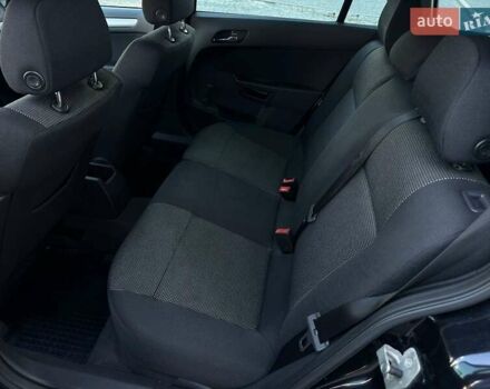 Черный Опель Астра, объемом двигателя 1.6 л и пробегом 196 тыс. км за 4850 $, фото 22 на Automoto.ua