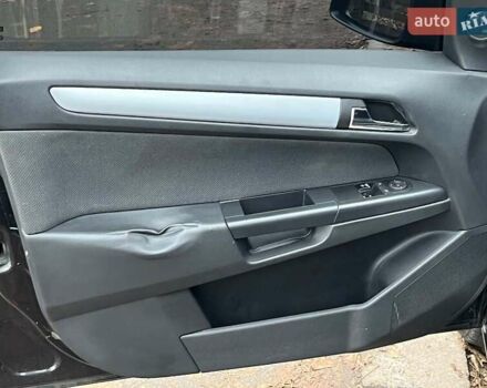 Чорний Опель Астра, об'ємом двигуна 1.6 л та пробігом 340 тис. км за 5140 $, фото 24 на Automoto.ua