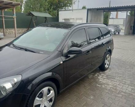 Опель Астра 2006 в Волочиске на Automoto.ua Черный Опель Астра, объемом двигателя 1.9 л и пробегом 260 тыс. км за 5200 $, фото 2 на Automoto.ua