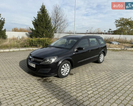 Черный Опель Астра, объемом двигателя 1.69 л и пробегом 420 тыс. км за 5500 $, фото 3 на Automoto.ua