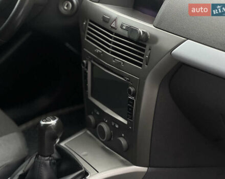 Чорний Опель Астра, об'ємом двигуна 1.91 л та пробігом 216 тис. км за 5250 $, фото 9 на Automoto.ua