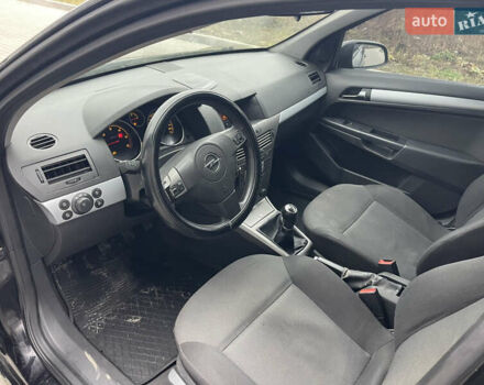 Чорний Опель Астра, об'ємом двигуна 1.3 л та пробігом 328 тис. км за 2950 $, фото 7 на Automoto.ua