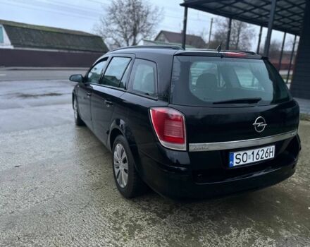 Черный Опель Астра, объемом двигателя 1.9 л и пробегом 300 тыс. км за 2500 $, фото 2 на Automoto.ua