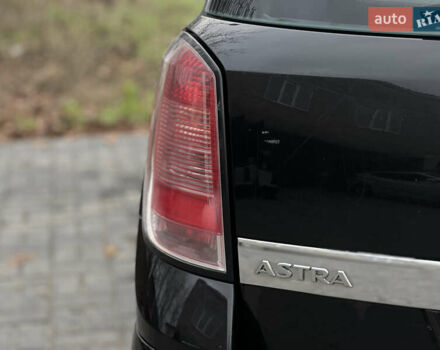 Чорний Опель Астра, об'ємом двигуна 1.91 л та пробігом 216 тис. км за 5250 $, фото 12 на Automoto.ua