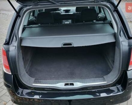 Черный Опель Астра, объемом двигателя 1.8 л и пробегом 165 тыс. км за 5650 $, фото 38 на Automoto.ua