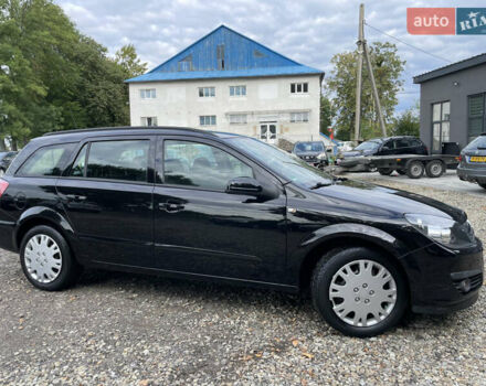 Черный Опель Астра, объемом двигателя 1.6 л и пробегом 203 тыс. км за 5200 $, фото 6 на Automoto.ua