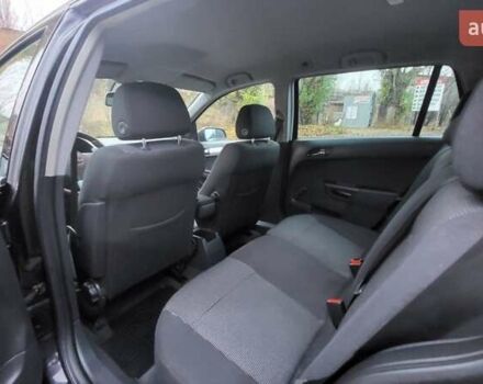 Черный Опель Астра, объемом двигателя 1.8 л и пробегом 165 тыс. км за 5650 $, фото 30 на Automoto.ua