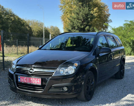 Черный Опель Астра, объемом двигателя 1.6 л и пробегом 241 тыс. км за 5700 $, фото 7 на Automoto.ua