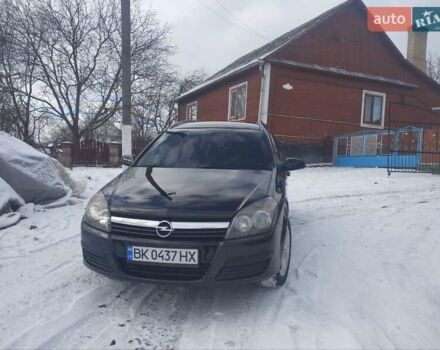 Черный Опель Астра, объемом двигателя 1.9 л и пробегом 236 тыс. км за 4700 $, фото 3 на Automoto.ua