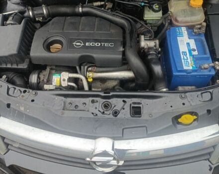 Черный Опель Астра, объемом двигателя 1.7 л и пробегом 380 тыс. км за 4900 $, фото 3 на Automoto.ua