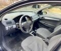 Черный Опель Астра, объемом двигателя 1.6 л и пробегом 290 тыс. км за 4290 $, фото 11 на Automoto.ua