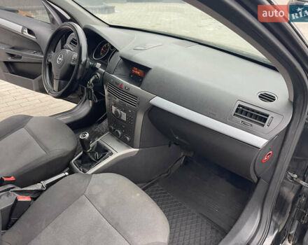 Чорний Опель Астра, об'ємом двигуна 1.3 л та пробігом 328 тис. км за 2950 $, фото 12 на Automoto.ua