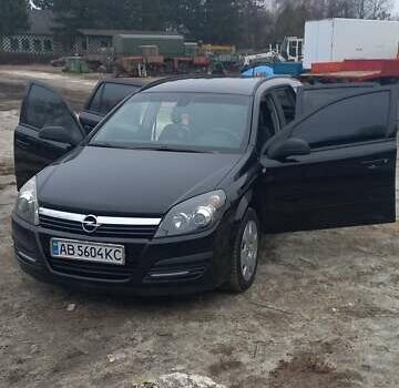Черный Опель Астра, объемом двигателя 1.8 л и пробегом 260 тыс. км за 5200 $, фото 17 на Automoto.ua