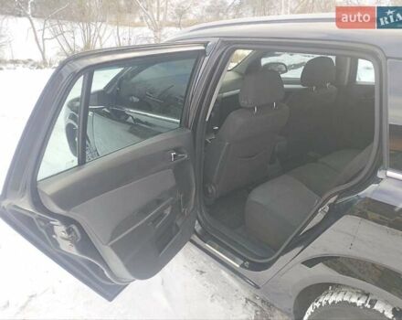 Черный Опель Астра, объемом двигателя 1.9 л и пробегом 236 тыс. км за 4700 $, фото 4 на Automoto.ua