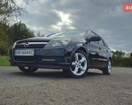 Черный Опель Астра, объемом двигателя 1.8 л и пробегом 260 тыс. км за 5200 $, фото 1 на Automoto.ua