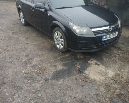 Черный Опель Астра, объемом двигателя 1.7 л и пробегом 380 тыс. км за 4900 $, фото 1 на Automoto.ua